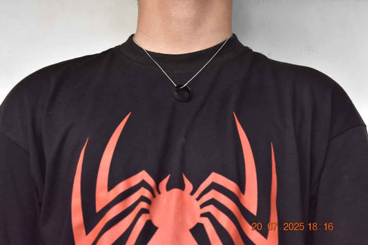 Minimal Black Ring Pendant – Clean Drip, Max Vibes